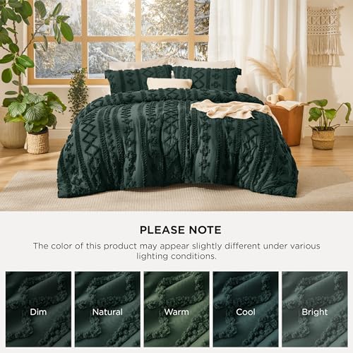 Bedsure Tufted Boho Comforter Set Queen Size - Dark Green Boho Bed Set, GentleSoft™ 3 Pieces Farmhouse Shabby Chic Embroidery Bedding, Gifts for Woman, Soft Jacquard Queen Comforter for All Seasons Bedsure