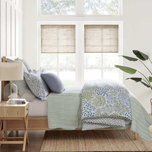 Levtex Home English Forest Green Reversible King/Cal King Quilt Set (106x92in) and 2 Pillow Shams (36x20in) - Bedding - Blue, Green - Cotton King Size Quilt Bedding Set - Lightweight Soft Pre-Washed Levtex Home