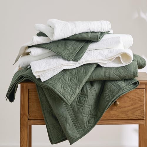 Bedsure 100% Cotton Quilt Set - Queen Size Bedspread, Lightweight Soft Bed Coverlet, 3-Piece Cozy Stitching Quilt Set with 2 Pillow Shams in Geometric Pattern for All Season, 90x96 inches, Olive Green Bedsure