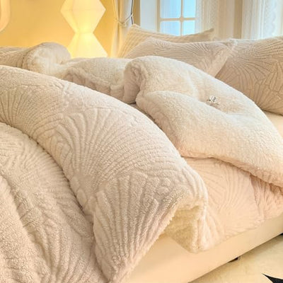 tohrisa Seashell Jacquard Sherpa Comforter Set Warm Cozy Premium Bedding 2 Pieces, Twin Size Geometric Pattern Quilt Comforter with 1 Pillowcases(68"X90" Ivory White)
