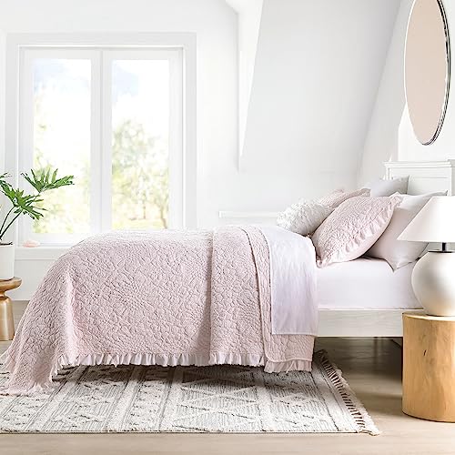 HORIMOTE HOME Pink Ruffled Quilt Queen Size, Stone-Washed Microfiber Lightweight Crinkled Farmhouse Rustic Shabby Chic Bedding Set, 3 Pieces Reversible Bedspread with Pillow Shams for All Season HORIMOTE HOME