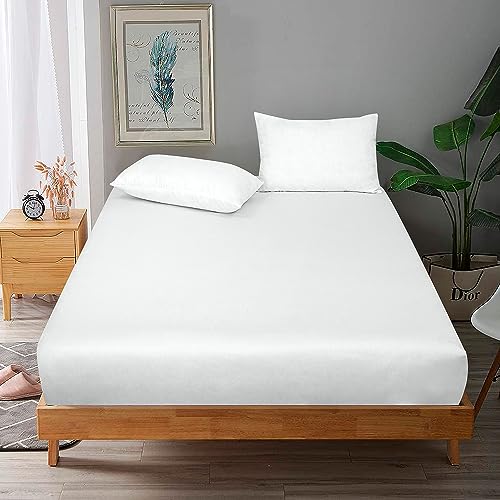 ROYALE LINENS 300 Thread Count 100% Long Staple Combed Cotton Fitted Sheet Full - Super Soft Deep Pocket Bottom Sheet - Fitted Sheets Only - Elastic Sheets (Full, White) ROYALE LINENS
