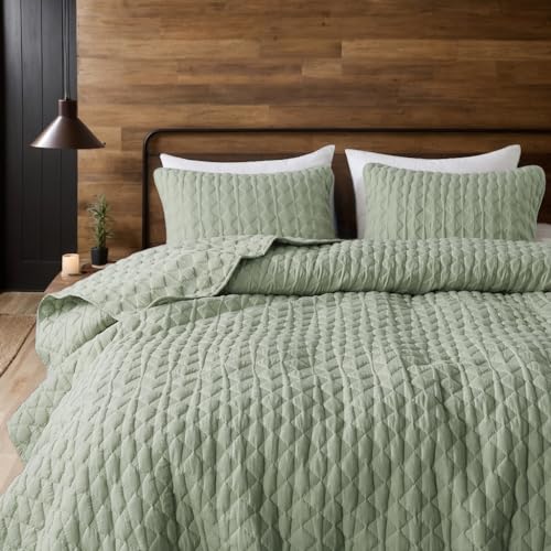 WDCOZY Sage Green Quilt Twin Size Bedding Sets with Pillow Sham, Lightweight Soft Bedspread Coverlet, Twin XL Thin Comforter Bed Cover, All Season Spring Summer, 2 Pieces, 68x90 inches WDCOZY