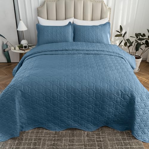 Auemtyn Full/Queen Size Quilt Set 3 Pieces, Soft Lightweight Summer Bedspread, Reversible Microfiber Bed Coverlet for All Seasons, Bluish Grey, Geometric Pattern (1 Quilt, 2 Pillow Shams) Auemtyn