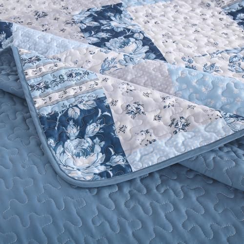 Anibedding Blue Patchwork Quilt Set King Size Boho Floral Plaid Bedspread Coverlet Set, Farmhouse Soft Microfiber Bedding Set, Blue Summer Bed Cover with 2 Pillowcases for All Season Anibedding