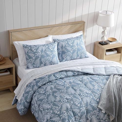 Eddie Bauer - King Comforter Set, Soft Reversible Bedding with Matching Shams, Wildflower Inspired Luxurious Bedding Set with Stripe Reverse (Fern Garden Blue, King) Eddie Bauer