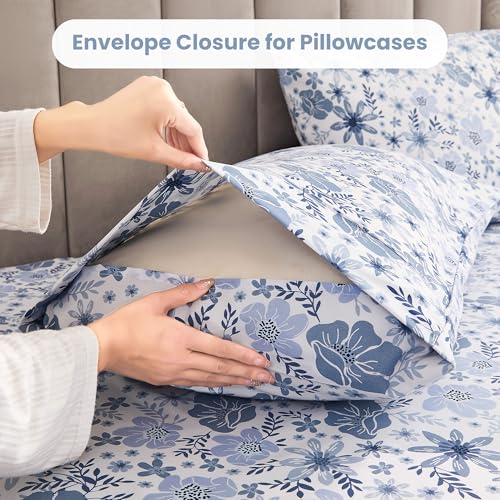 Mooreeke Queen Size Sheets Set - 4 Piece Soft Breathable Microfiber Bed Sheet Set - Blue & White Flower Pattern Sheet Set Queen - Deep Pocket Non-Slip Floral Fitted Sheet Included for All Season Mooreeke