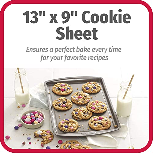 GoodCook Everyday Non-Stick Carbon Steel 9” x 13” Baking Sheet – Carbon Steel Cooking Pans, Bakeware Cookie Sheet for Baking, Oven Pan for Baked Goods & Sheet Pan Dinners GoodCook