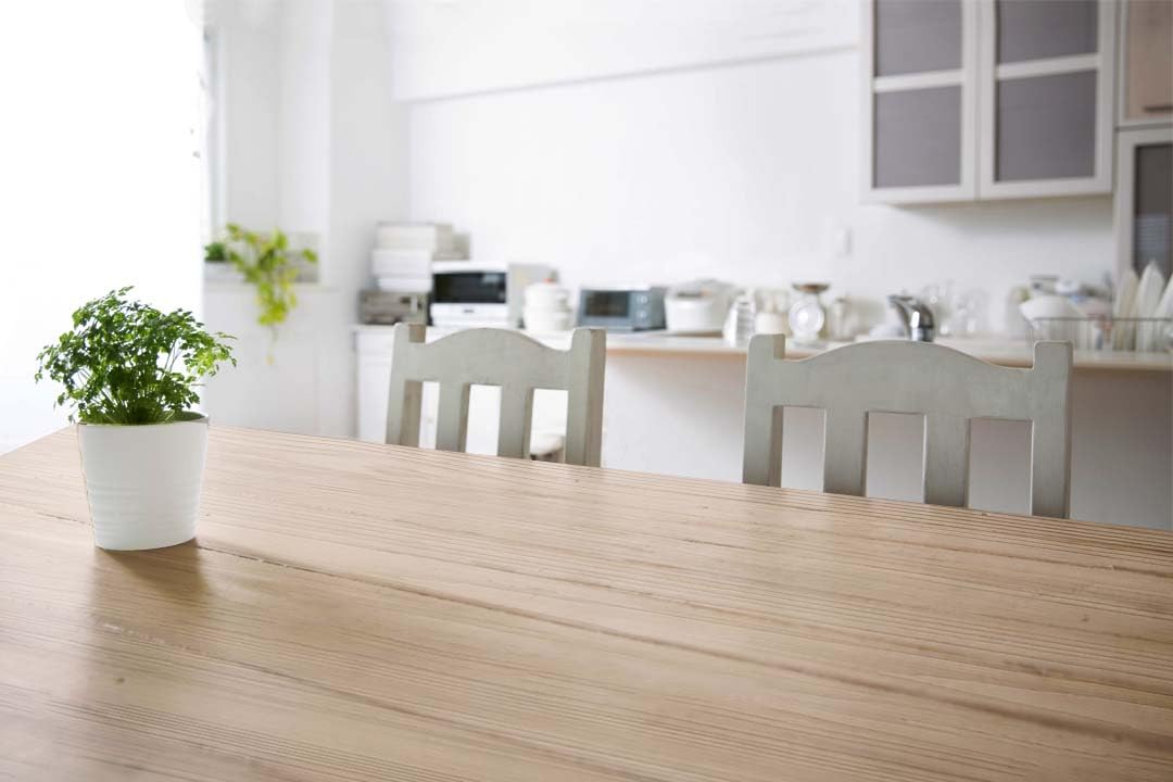 Wood Finish Muli-Purpose Kit – GO Beyond Faux Wood with Paintable Liquid Wood Based Primer and Gel Stain - Graining Tools Included (32oz, Pickled Oak) Retique It