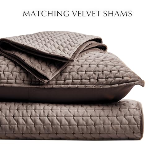 EVERGRACE Luxury Velvet Quilt Set King Size 3 Piece, Soft Cross-Stitch Velvet Comforter Set with Pillow Shams, Lightweight Coverlet Bedspread Bedding Set for All Seasons, Mushroom Brown EVERGRACEHOME