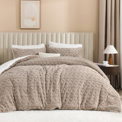 Andency Fluffy Sherpa Full Comforter Set, Super Soft Khaki Fleece Warm Bedding for Winter, Luxury Jacquard Boho Thick Fuzzy Plush Bed Set 3 Pieces(1 Shaggy Comforter, 2 Pillowcases) Andency