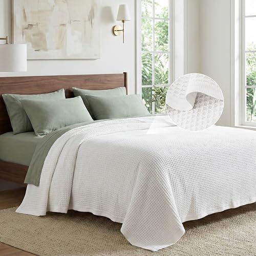 Bedsure Gentlesoft 100% Cotton Blanket Queen Size for Bed - Cooling Breathable and Soft for Spring Summer, Thick Cozy Waffle Weave Blanket Gifts for Women, White, 90x90 Inches Bedsure