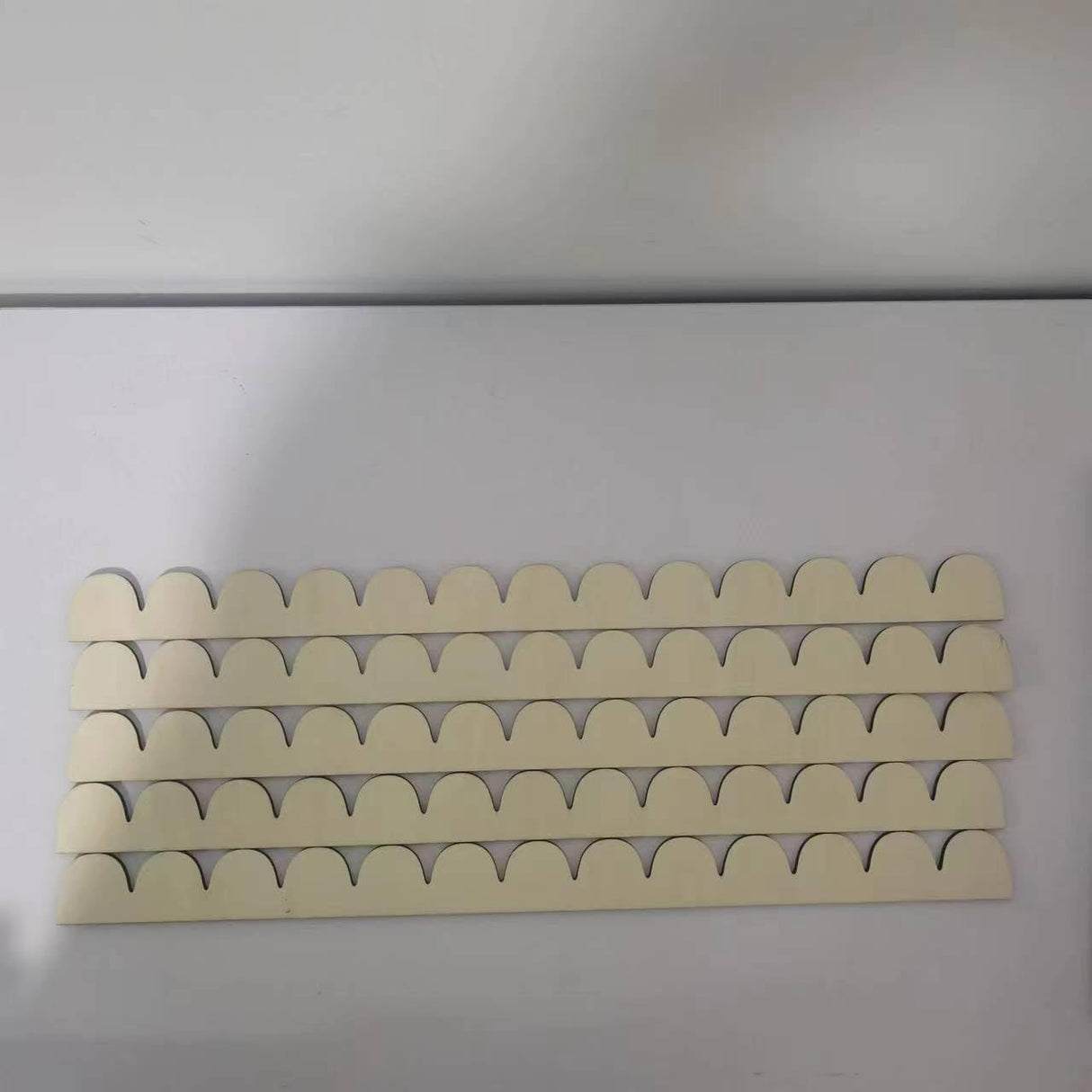 6Pack of 24 Inch Unfinished Wooden Scalloped Moulding Trim (6, 24 Inch) MaSiledy