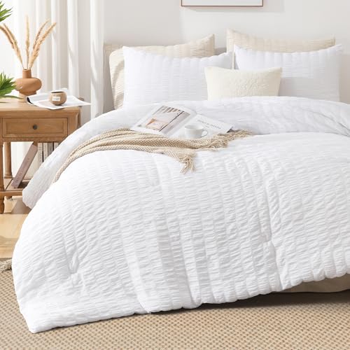 AveLom Seersucker Queen Comforter Set (90x90 inches), 3 Pieces - 100% Soft Washed Microfiber Lightweight Comforter with 2 Pillowcases, All Season Down Alternative Comforter Set for Bedding, White AveLom