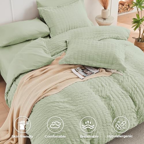 HYMOKEGE Light Green Queen Comforter Set Seersucker 7 Pieces, All Season Luxury Bed in a Bag for Bedroom, Bedding Set with Comforters, Sheets, Pillowcases & Shams HYMOKEGE