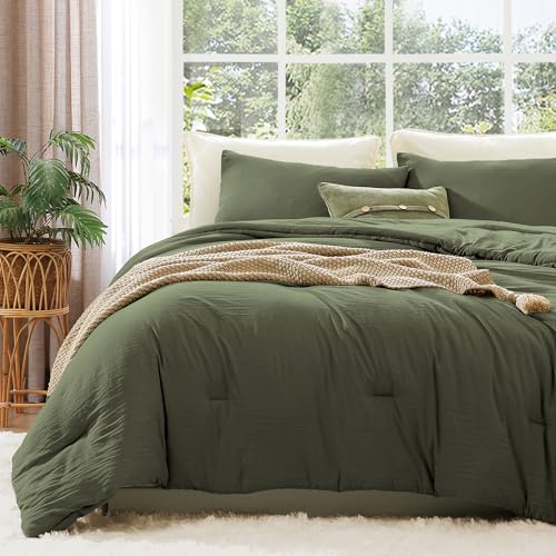 WRENSONGE Queen Comforter Set - 3 Pieces Prewashed Olive Green Comforter Soft Lightweight for All Seasons,Down Alternative Comforters Queen Size with 2 Pillow Shams WRENSONGE