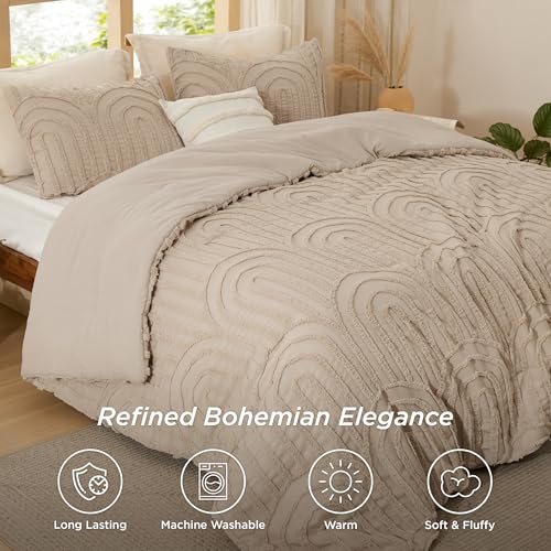 Bedsure Boho Tufted Khaki Comforter King Size, GentleSoft™ 3 Pieces Boho Farmhouse Decor Bedding, Arch Shabby Chic Bedding for All Seasons, 1 Bed Comforter, 2 Pillow Shams, 104x90 Inches Bedsure