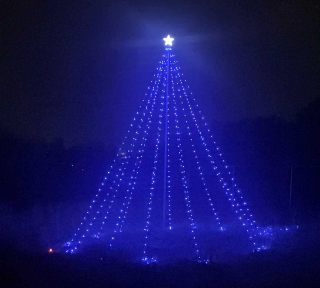 Service First Dreamlight V3 Flagpole Christmas Tree LED Light Kit for use with 20FT to 30FT flagpoles Service First