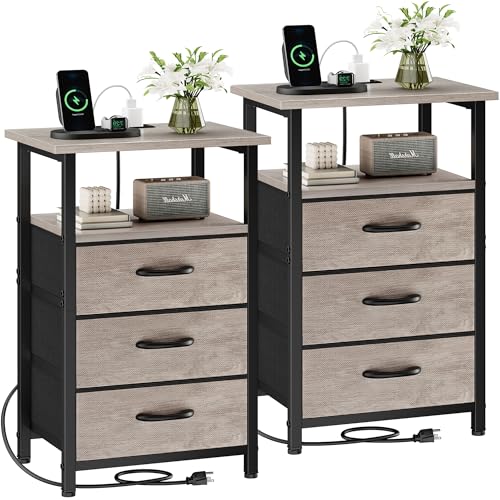 Vagusicc Nightstand Set of 2 with Charging Station, Bedside Table with USB Ports and Outlet, End Table Side Table with 3 Fabric Drawer and Storage Shelf, Bed Side Table Night Stand for Bedroom, Greige Vagusicc