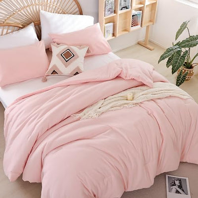 weigelia Super-Soft Micorfiber Comforter Set - Queen Size Blush Pink Lightweight Warmth Comforter for All Season Use, Machine Washable Pink Bedding Set (1 Comforter, 2 Pillowcases)