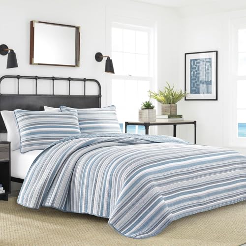 Nautica - Queen Quilt Set, Soft & Breathable Cotton Bedding with Medium Weight Feel, Reversible 3 Piece Bed Set with Matching Pillowcases (Jettison Grey)