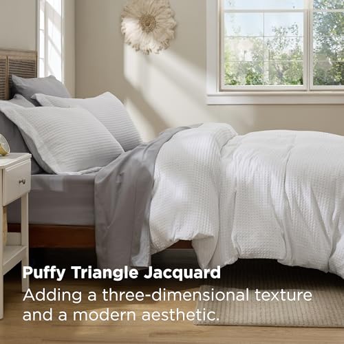 Bedsure Luxury Waffle Duvet Cover Queen Size - Textured Duvet Cover Set, Soft, Breathable Bedding Set (90"x90") with 2 Pillow Shams for All Season, Pure White, Comforter Not Included Bedsure
