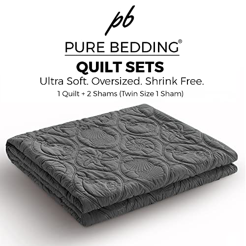 Pure Bedding Quilt Set Full/Queen Size Dark Grey - Oversized Bedspread - Soft Microfiber Coverlet for All Season - Includes 1 Quilt and 2 Shams, Ocean Star Pattern Pure Bedding