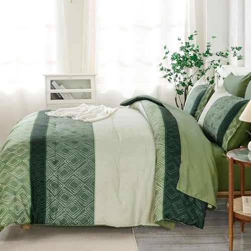 Dinjoy Green King Size Comforter Set,Striped Bed in a Bag King 7 Pieces Soft Microfiber Bedding Comforters Sets Boho Bed Complete Set for Summer All Season Dinjoy