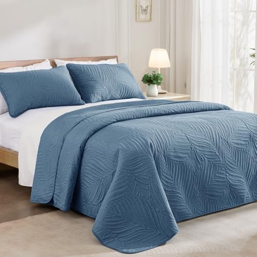 Exclusivo Mezcla King Size Quilt Bedding Set, Lightweight Bluish Grey Quilts King Size for All Seasons, Soft Microfiber Bedspreads Coverlets Bed Cover with Leaf Pattern, 3 Piece Exclusivo Mezcla