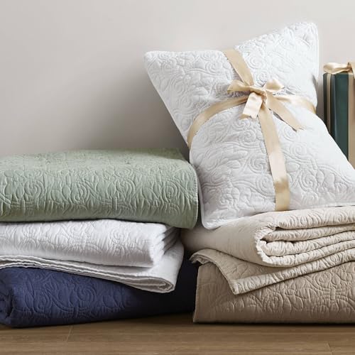 Madison Park Quebec Quilt Set - Luxurious Damask Stitching Design, Cotton Filled Lightweight Coverlet Bedspread Bedding, Shams, Full/Queen(90"x90"), Seafoam 3 Piece Madison Park