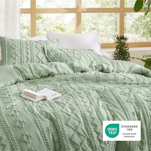 Bedsure Tufted Boho Comforter Set Queen Size - Sage Green Boho Bed Set, GentleSoft™ 3 Pieces Farmhouse Shabby Chic Embroidery Bedding, Gifts for Woman, Soft Jacquard Queen Comforter for All Seasons Bedsure