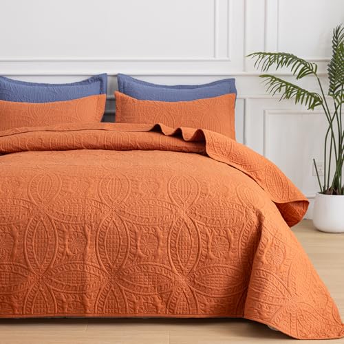 SheRest Full Quilt Bedding Set - Soft Breathable Bed Quilts, Modern Style Embossed Bedspreads, Lightweight Microfiber Coverlet for All Seasons, Burnt Orange, 3 Pieces (1 Quilt,2 Pillow Shams) SheRest