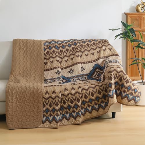 Dintszyayue Boho Quilt Set King Size,3 Pieces Aztec Texture Bedspread Brown Southwestern Coverlet Set Soft Lightweight Bed Cover for All Season Microfiber Bedding with 2 Pillowcases(Brown,104"x90") Dintszyayue