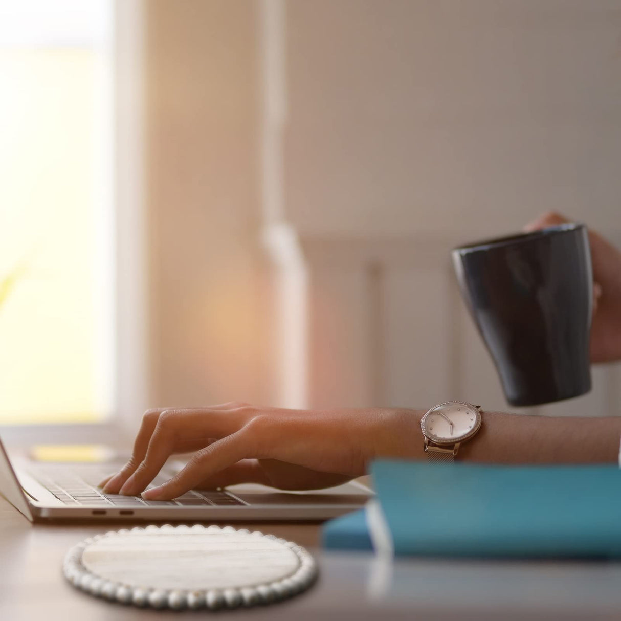 6 Pcs Beaded Wood Coasters Sets 3.94 Inches Round Beaded Coasters Farmhouse Coasters Home Wood Coasters for Drinks Bar Coasters Table Top Coasters for Home Kitchen Table Housewarming (White) Honeydak