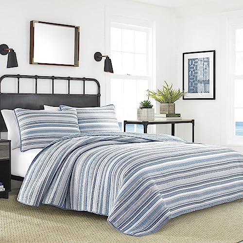 Nautica - Twin Quilt Set, Soft & Breathable Cotton Bedding with Medium Weight Feel, Reversible 2 Piece Bed Set with Matching Pillowcase (Jettison Grey)