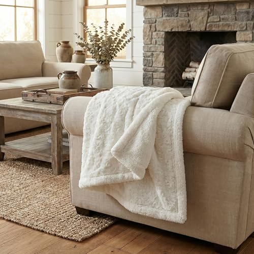 DaDa Bedding Luxury White Roses Fluffy and Cuddly Faux Fur with Sherpa Backside Fleece Cloud Throw Blanket - Super Soft Warm Plush Luxe Solid Toss for Sofa, Couch or Bed - 63" x 90" DaDa Bedding