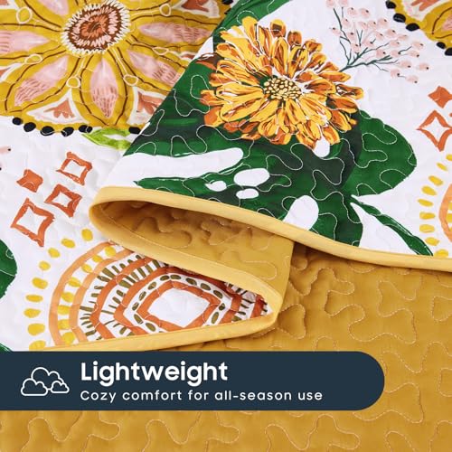Wake In Cloud - Boho Quilt Set, Floral Bohemian Chic Farmhouse Tropical Botanical Colorful Flower Pattern, Reversible Lightweight Bedspread Coverlet, 3 Pieces, Amber Gold, King Size Wake In Cloud