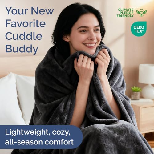 Ultra Soft Fleece Blanket King Size - Flannel Fleece Luxury King Blanket - Lightweight for Couch Bed Chair - Thick, Warm and Breathable - All Season Cozy Fuzzy, Anti-Static Microplush Bedding, Black CGK Unlimited