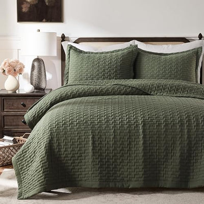 WDCOZY Olive Green King Size Quilt Set, Geometric Box Lightweight Bedspread, Soft Farmhouse Rustic Coverlet, Spring Summer Thin Comforter, Country Bedding, 104x90 inches