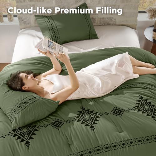 Baskbed Embroidered Boho Comforter Set King Size, 3-Piece Western Shabby Chic Bedding Set - Fluffy Ultra Soft Microfiber with Intricate Design, Includes 1 Green Comforter(102"x90") & 2 Pillowcases Baskbed