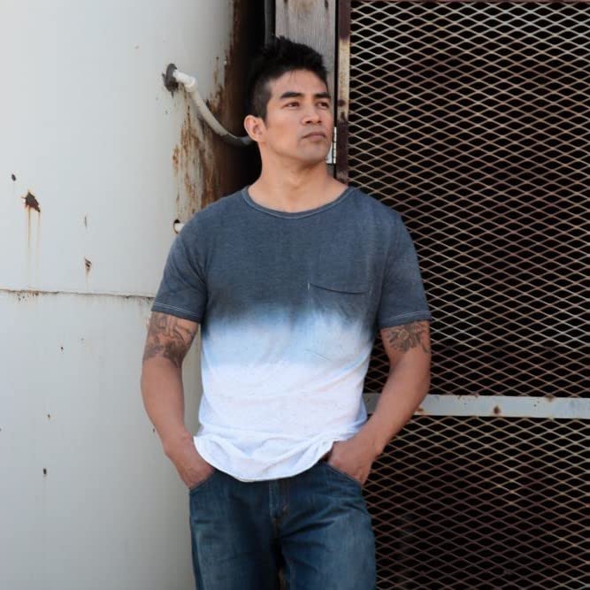 Tulip One-Step Tie-Dye Kit Ultimate Summer Bundle, Giant Classroom Pack, Tie Dye for Large Groups and Parties, Durable Results - Includes 30 Bottles, Comes with Easy Techniques for Beginners Tulip