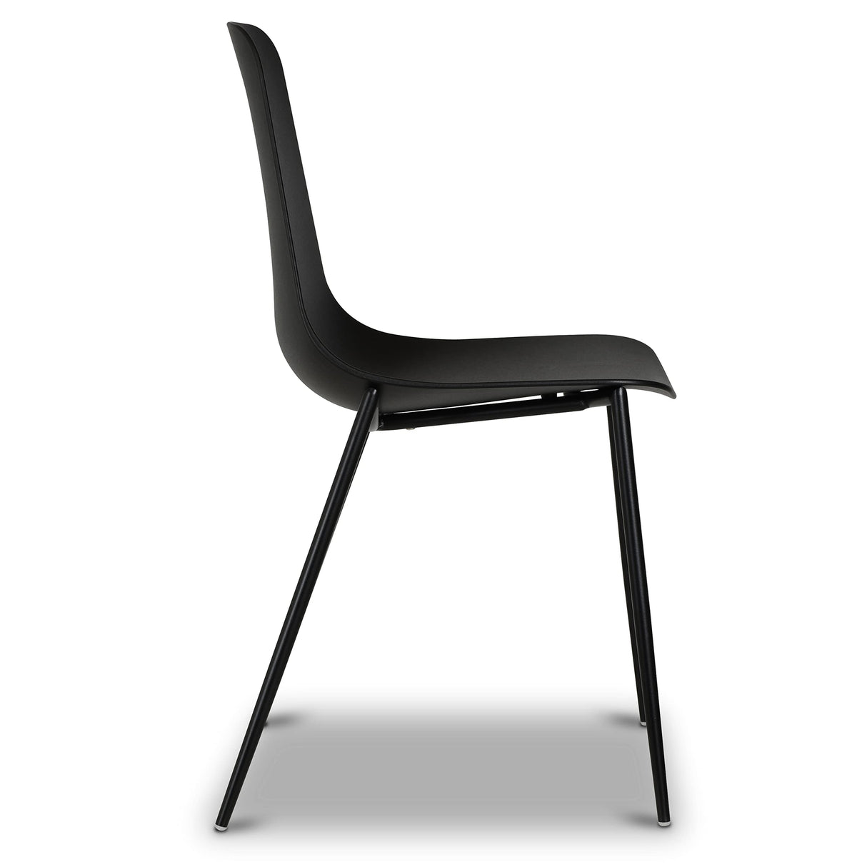 POLY & BARK Isla Modern Kitchen Chairs Set of 4 - Plastic Dining Chair with Metal Legs - Quick Assembly Simple Cafe Chairs Plastic for Indoor or Outdoor - Ebony Black POLY & BARK