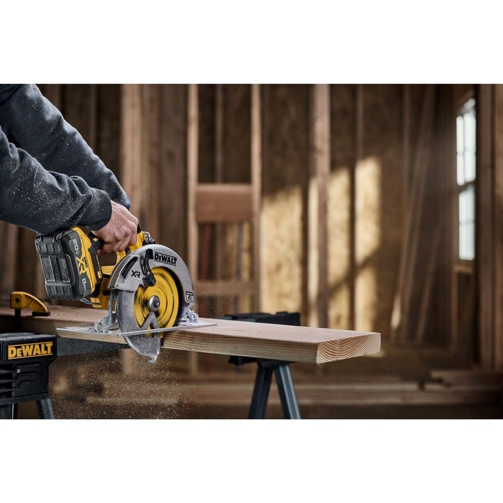 DEWALT 20V MAX* XR Brushless Cordless 7-1/4 in. Circular Saw (Tool Only) (DCS590B) DEWALT
