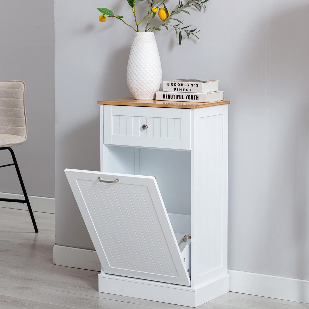 Tilt Out Trash Cabinet, Freestanding Wooden Kitchen Trash Recycling Cabinet with Drawer & Removable Cutting Board, Dog Proof Trash Can Cabinet, White Gitua