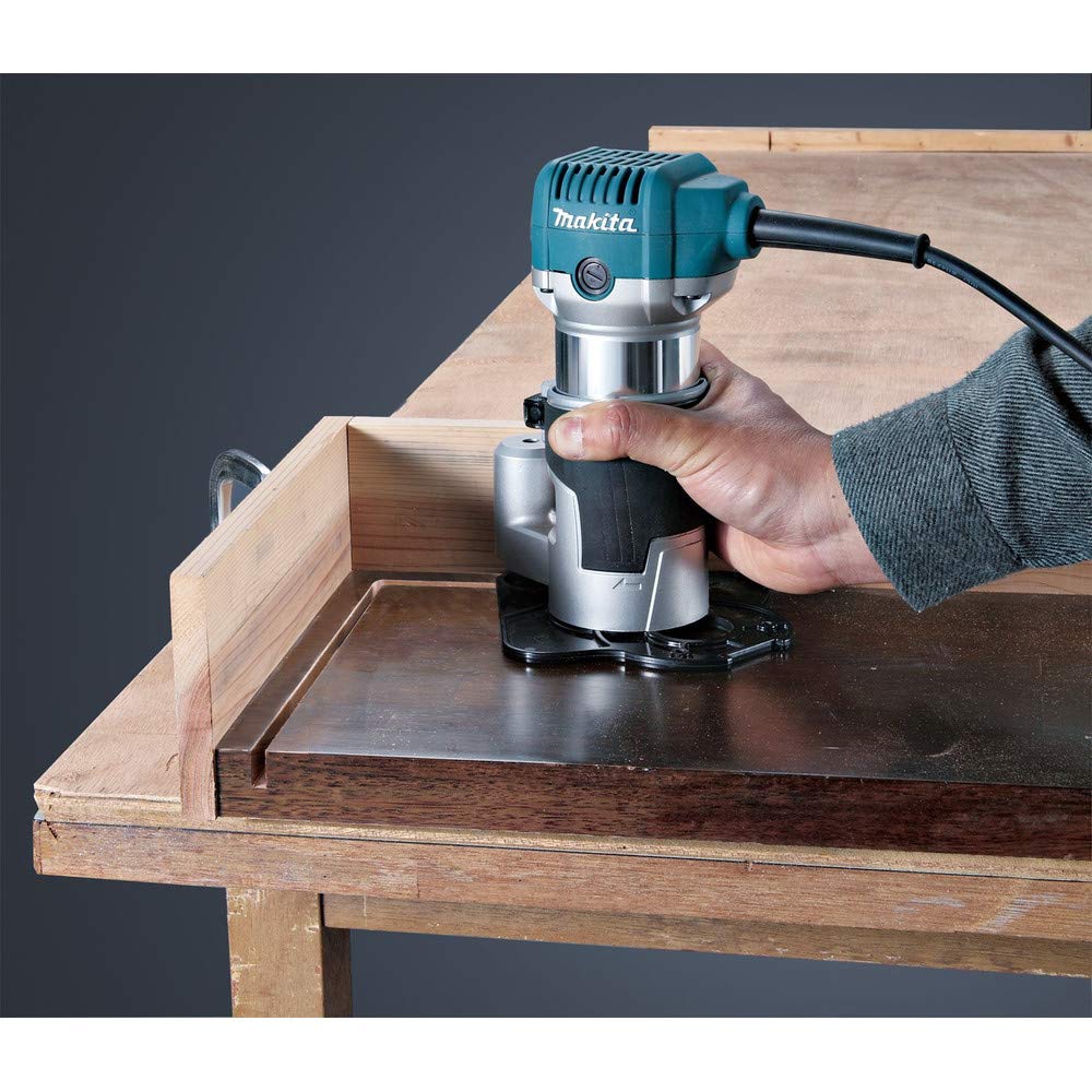 Makita RT0701CX3 1-1/4 HP* Compact Router Kit Makita