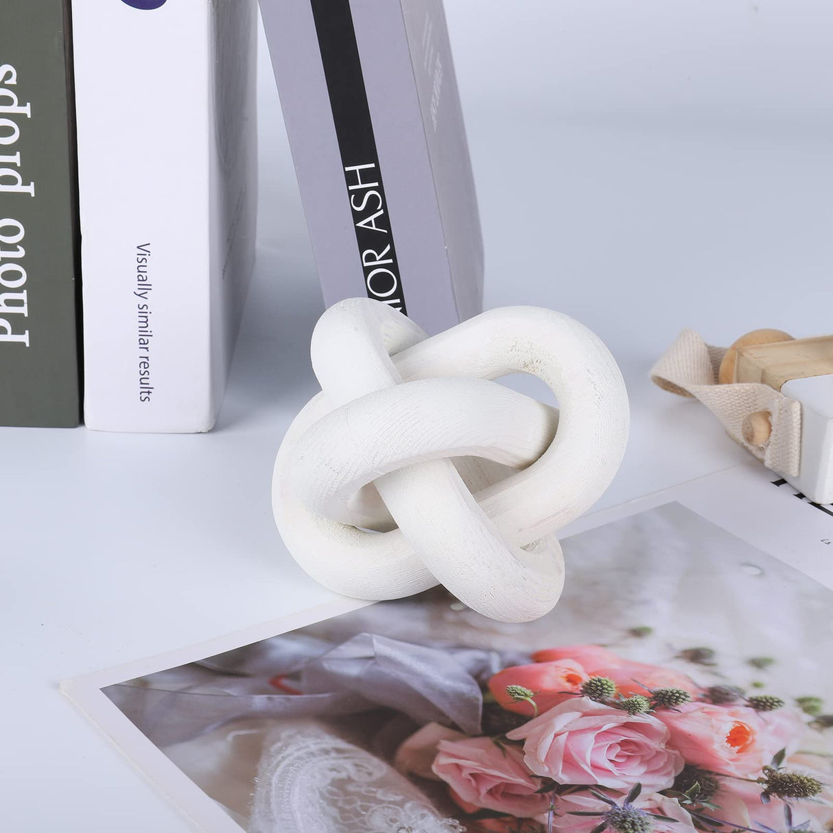 JStnana 3-Link Wood Chain Link Decor, Coffee Bar Table Decor, Farmhouse Wood Chain Knot Boho Hand Carved Decorative Wood Link Chain for Entryway Dinning Table Bookshelf Tiered Tray Home Decor (White) JStnana