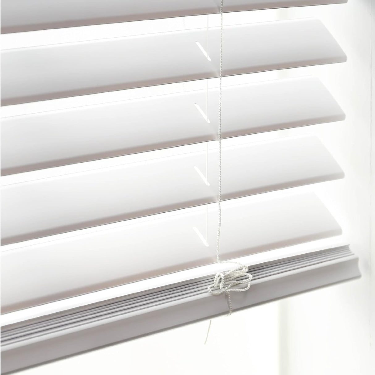 DEZ FURNISHINGS Cordless 2" Flat Slat Venetian Blind, 31" W x 60" H, White DEZ FURNISHINGS