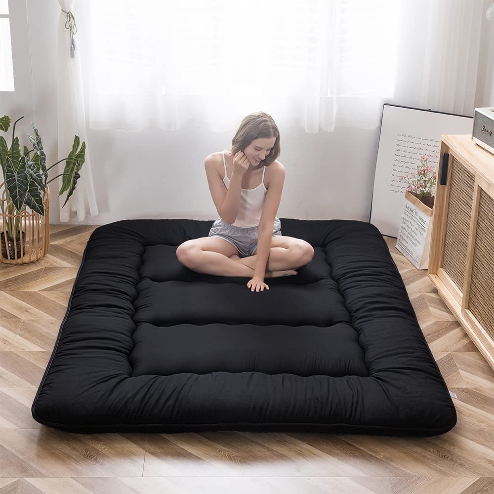 MAXYOYO Japanese Floor Mattress Futon Mattress, 4" Thicken Tatami Mat Sleeping Pad Foldable Roll Up Mattress Boys Girls Dormitory Mattress Pad Kids Floor Lounger Pillow Bed, Black, King MAXYOYO