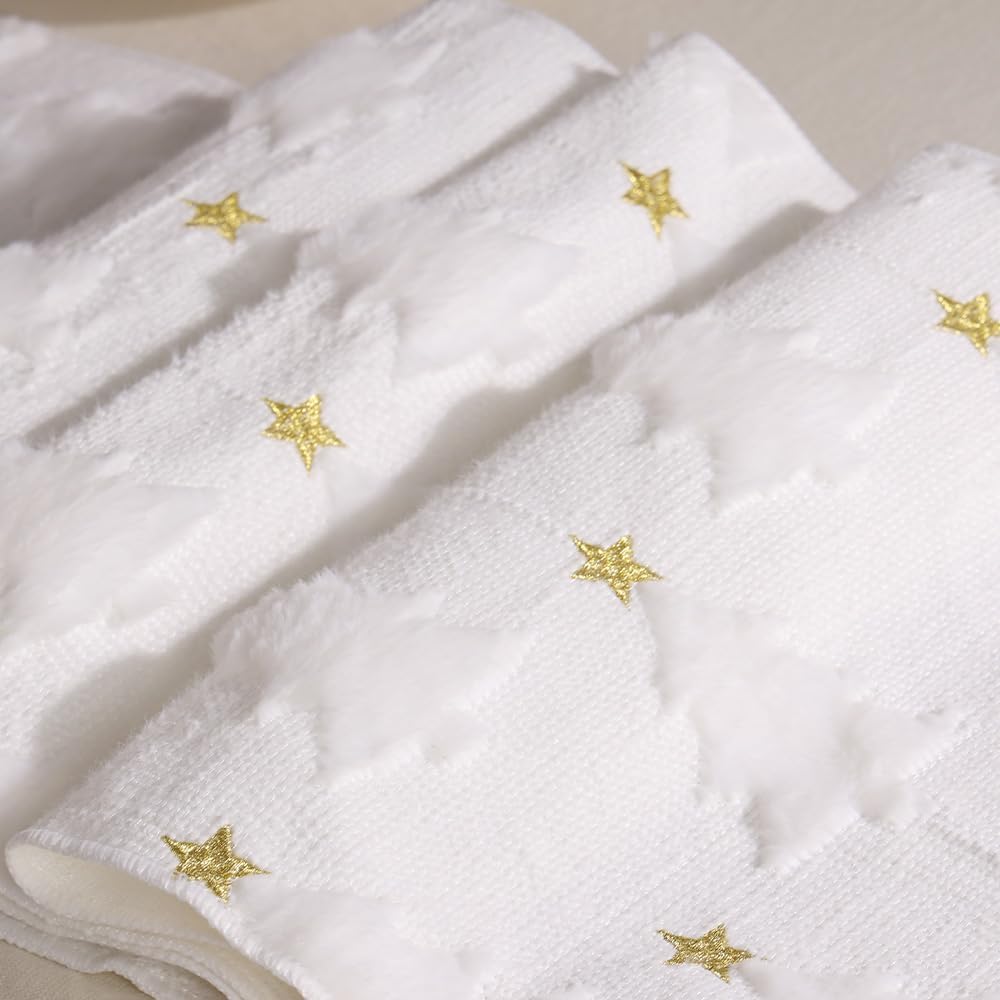 Baccessor Winter White Fur Table Runner Christmas Tree Soft Fluffy Plush Faux Fur Tufting Table Runner 13x72 Inch for Kitchen Center Dinning Dresser Cover Coffee Indoor Holiday Party Decoration Baccessor
