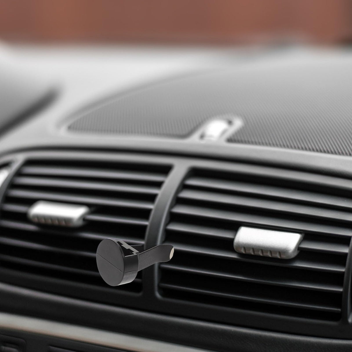 100pcs Air Outlet Clip Vent Clips, Automatic Air Freshener Car Air Conditioner Clips for Home Air Vent Clips Sublimation Air Fresheners Blanks (Black) MHFOOU